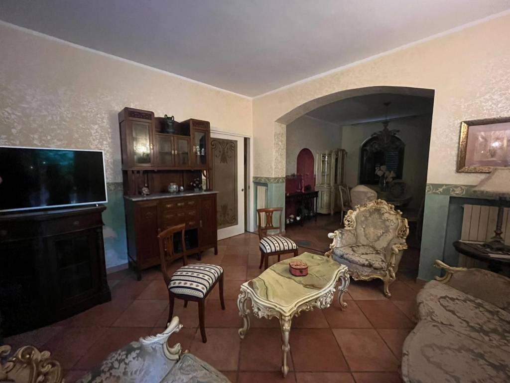 Villa a Catanzaro in Via San Francesco d'Assisi - Foto 3