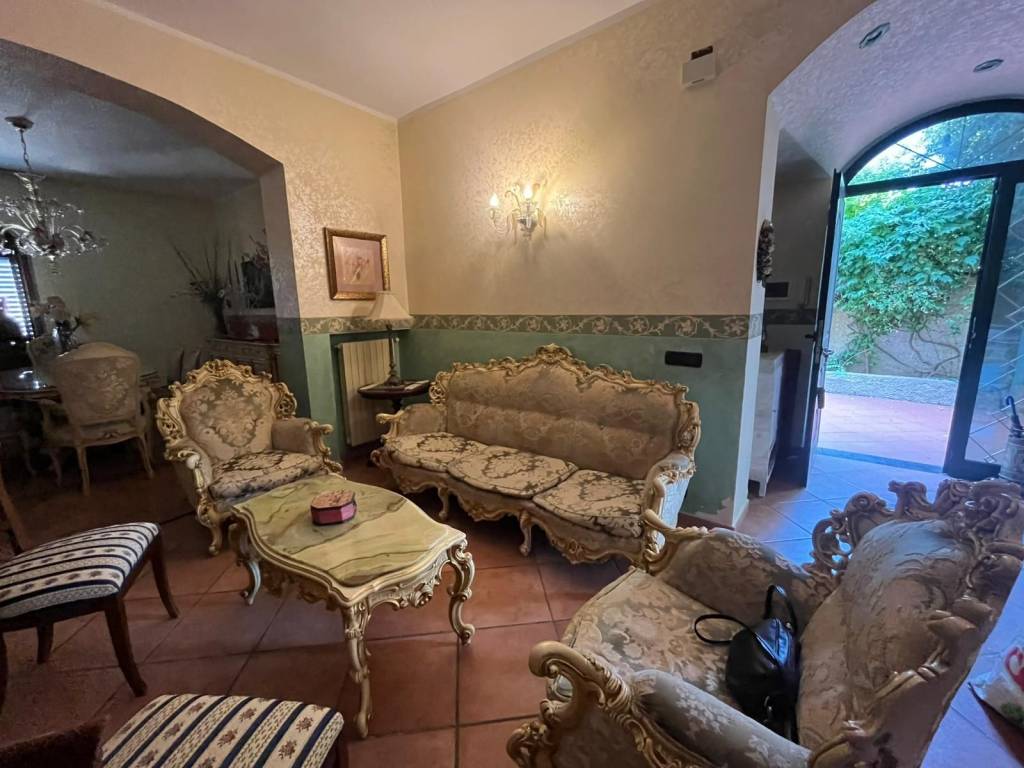 Villa a Catanzaro in Via San Francesco d'Assisi - Foto 4