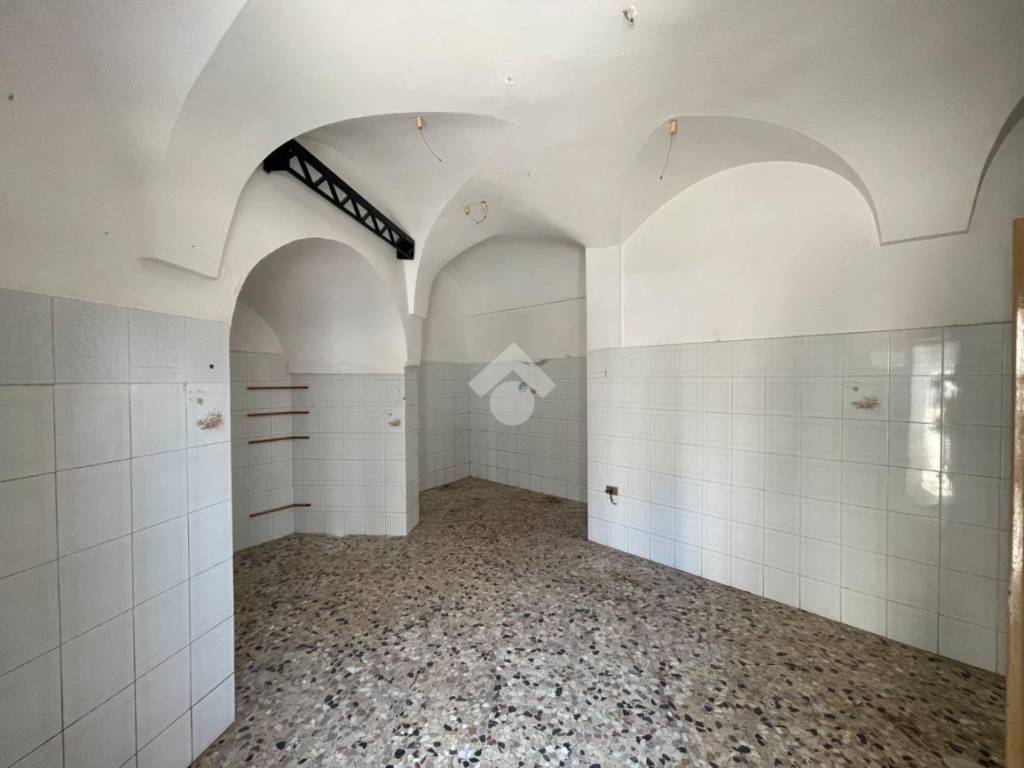 Casa indipendente a Ceglie messapica in Via Bonghi, 1 - Foto 3
