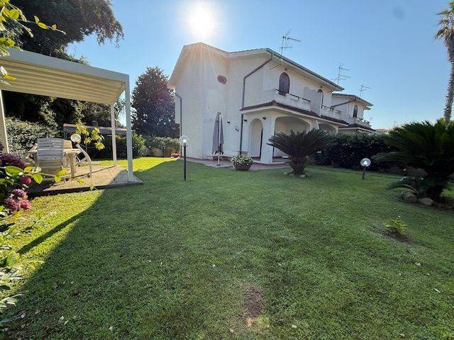 Villa a Sabaudia in Via Aquilone - Foto 2