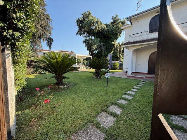 Villa a Sabaudia in Via Aquilone - Foto 5