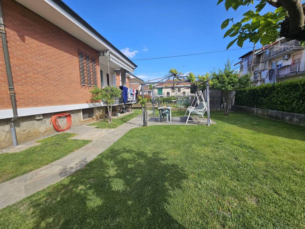 Villa a La loggia in Via Monte Bianco, 6 - Foto 3