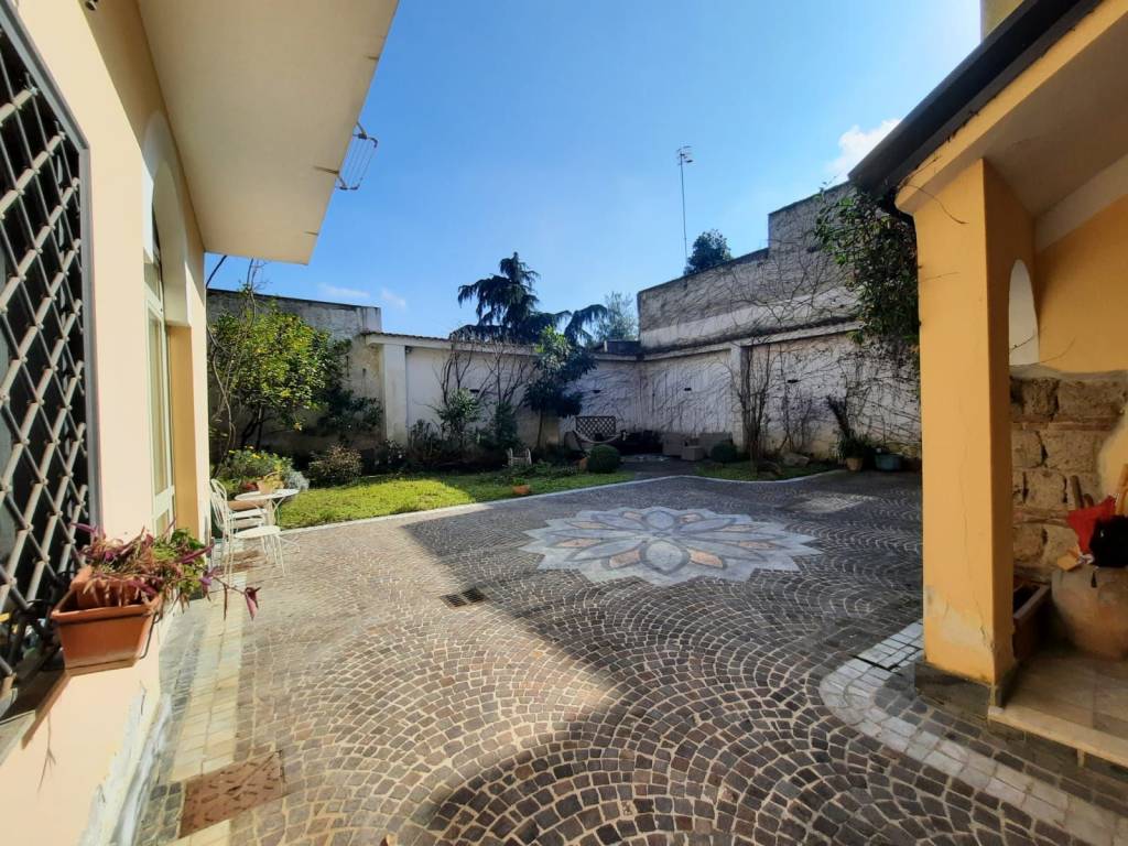 Palazzo / stabile a Aversa in Via San Giovanni - Foto 4