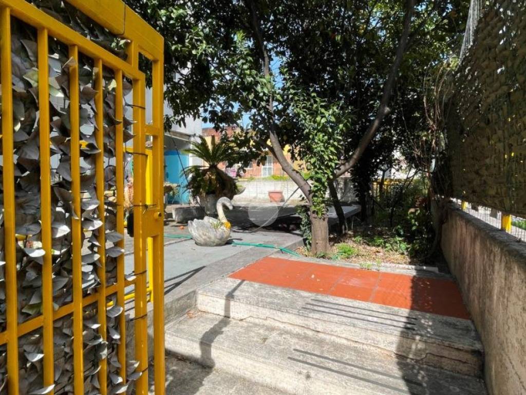 Appartamento a Canosa di puglia in Via Giuseppe Di Vittorio, 18 - Foto 3