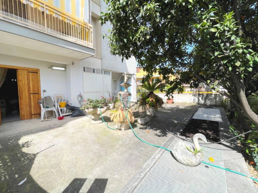 Appartamento a Canosa di puglia in Via Giuseppe Di Vittorio, 18 - Foto 4