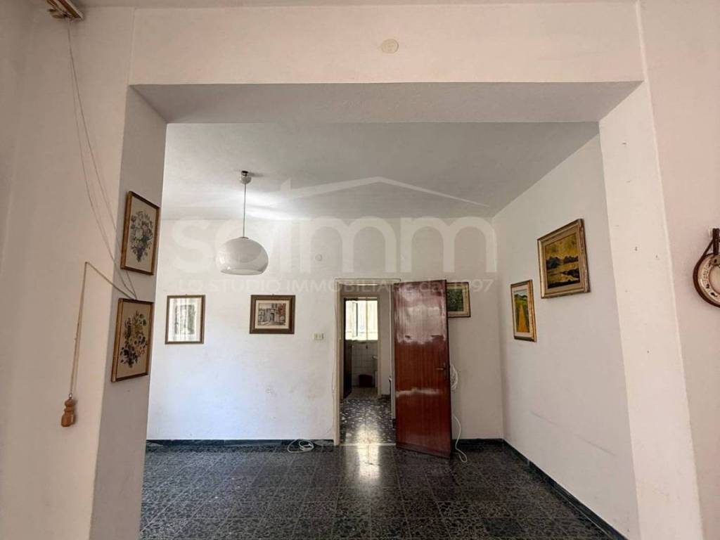 Appartamento a Cagliari in Via Enrico Besta, 6 - Foto 4