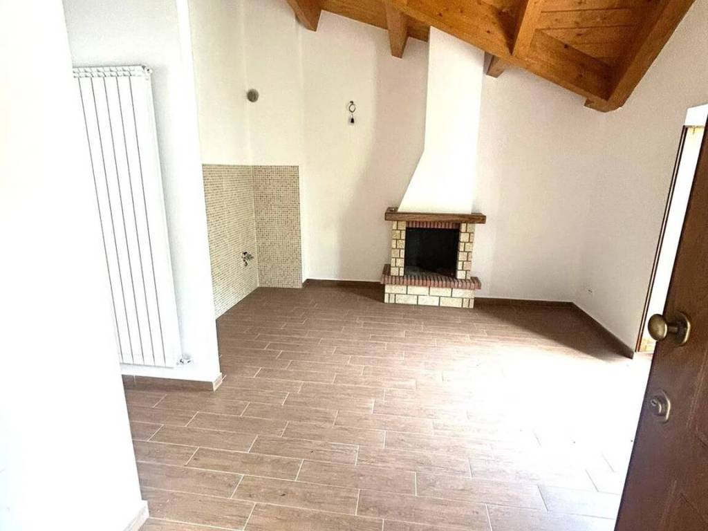 Appartamento a Rocca pia in Via Guglielmo Marconi - Foto 3