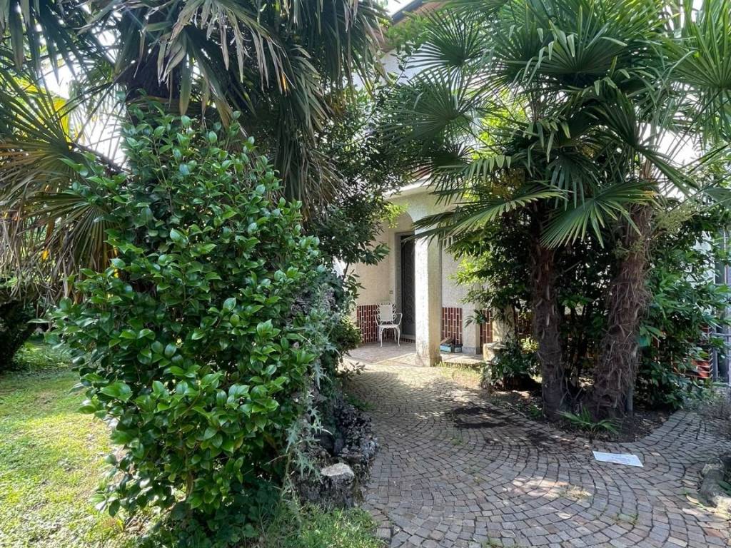 Villa a Castiglione olona in Via Enrico Fermi, 7 - Foto 2