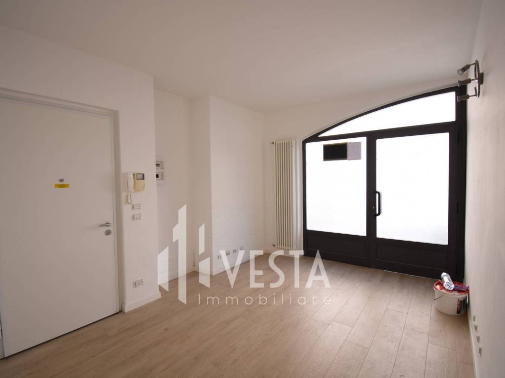 Appartamento a Merate in Piazza Don Giovanni Minzoni - Foto 2