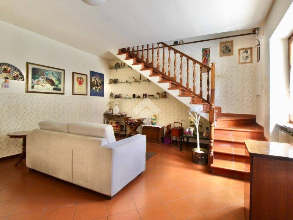 Casa indipendente a Monsummano terme in Via Filippo Turati - Foto 3