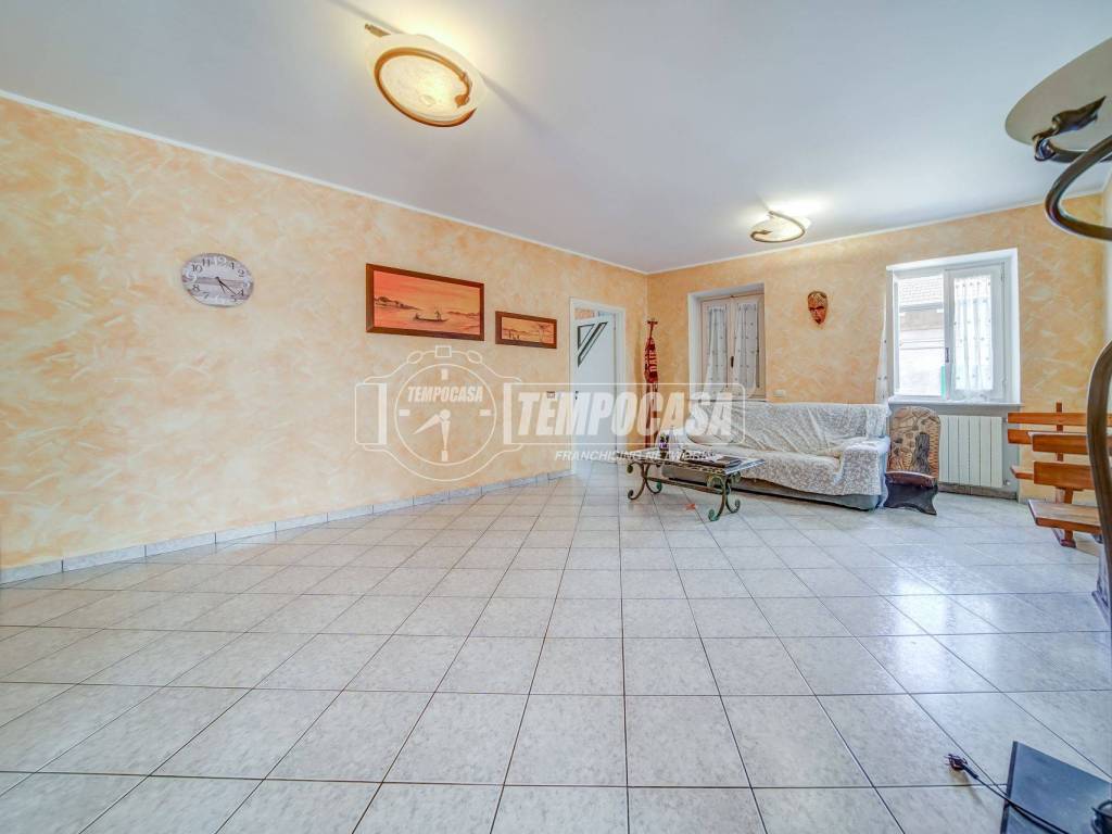 Appartamento a Divignano in Via Pozzetto - Foto 5