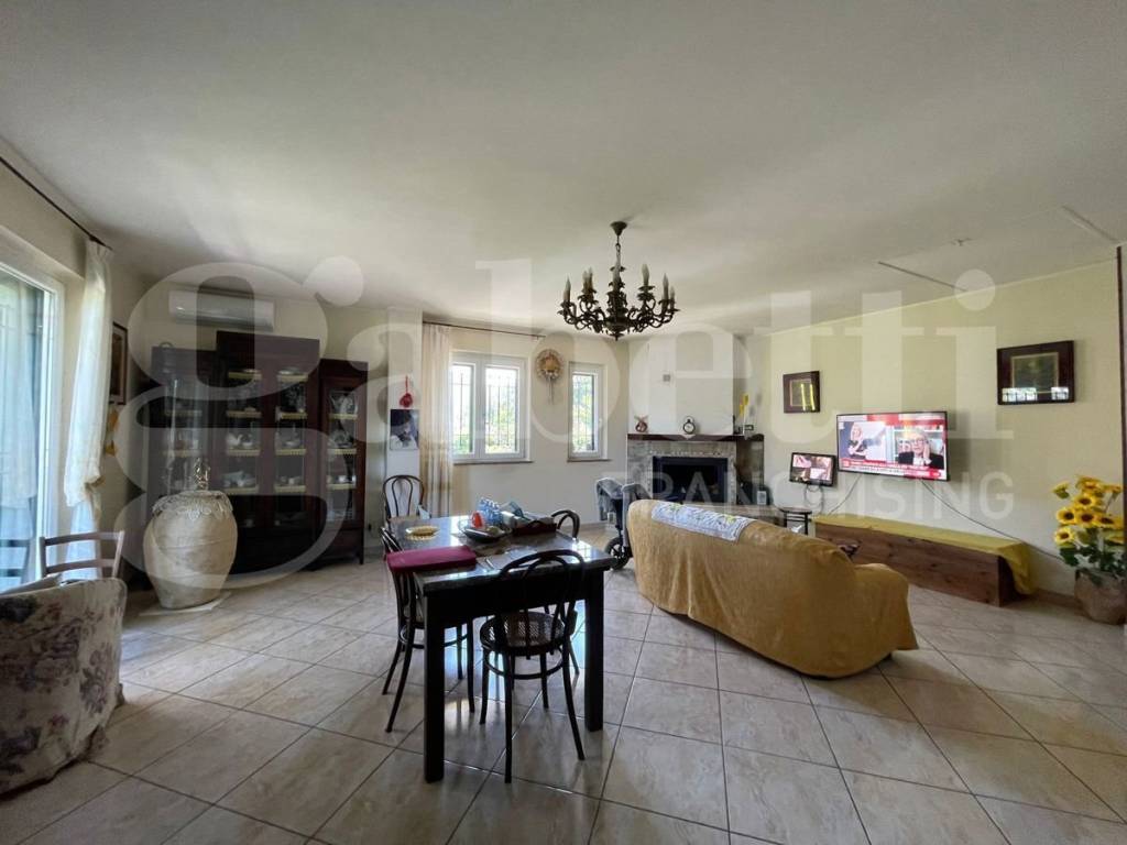 Villa a Montecorvino rovella in Via Campania, 0 - Foto 5