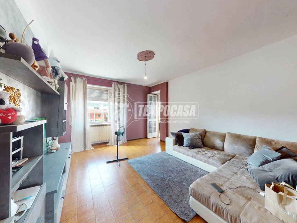 Appartamento a Castagnito in Via Alba - Foto 3