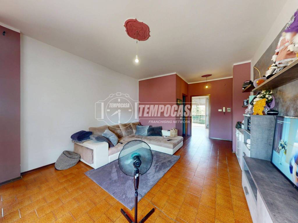 Appartamento a Castagnito in Via Alba - Foto 4