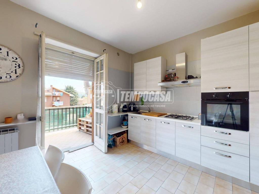 Appartamento a Castagnito in Via Alba - Foto 5