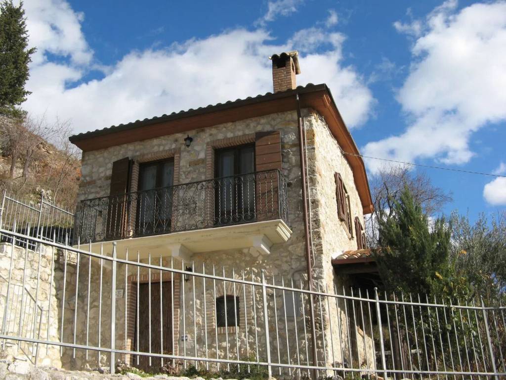 Villa a Roccacasale - Foto 2