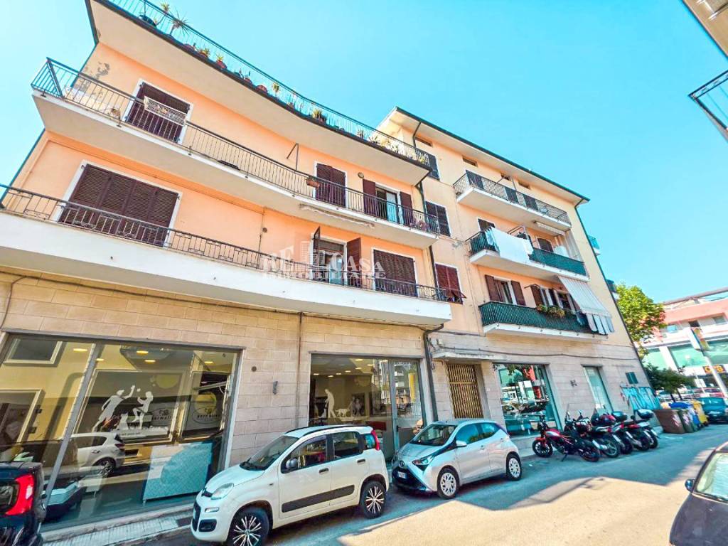 Appartamento a San benedetto del tronto in Via De Amicis, 4 - Foto 3