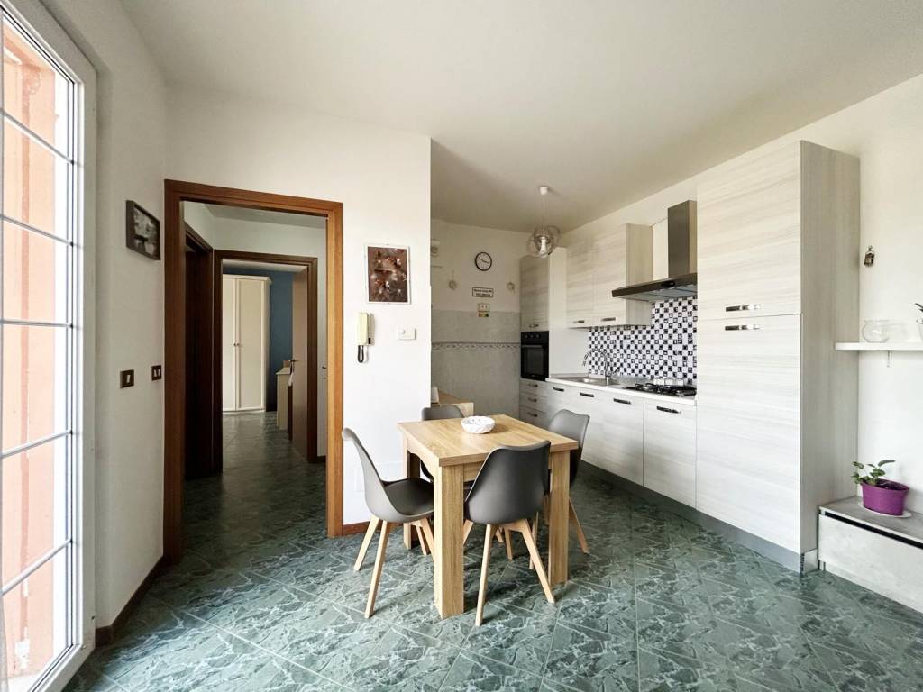 Appartamento a Volta mantovana in Via dei Boschi - Foto 4