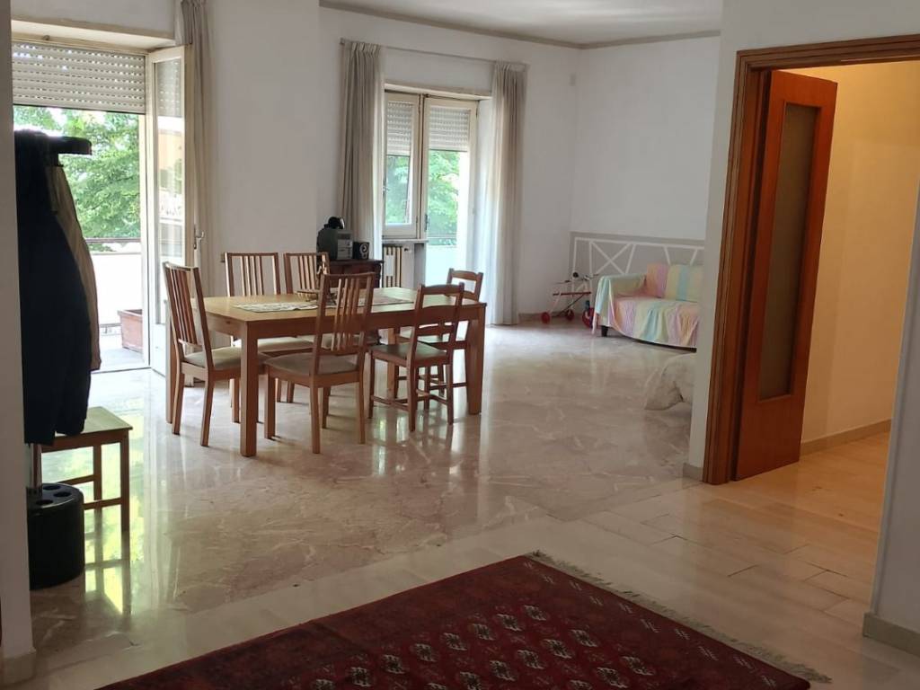 Appartamento a Frosinone in Viale America Latina - Foto 3