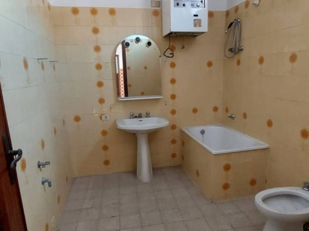 Appartamento a Casale monferrato in Via dei Grani - Foto 4