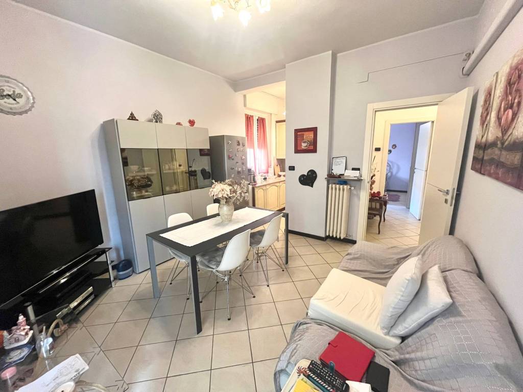 Appartamento a Vercelli in Via Custoza, 16 - Foto 2