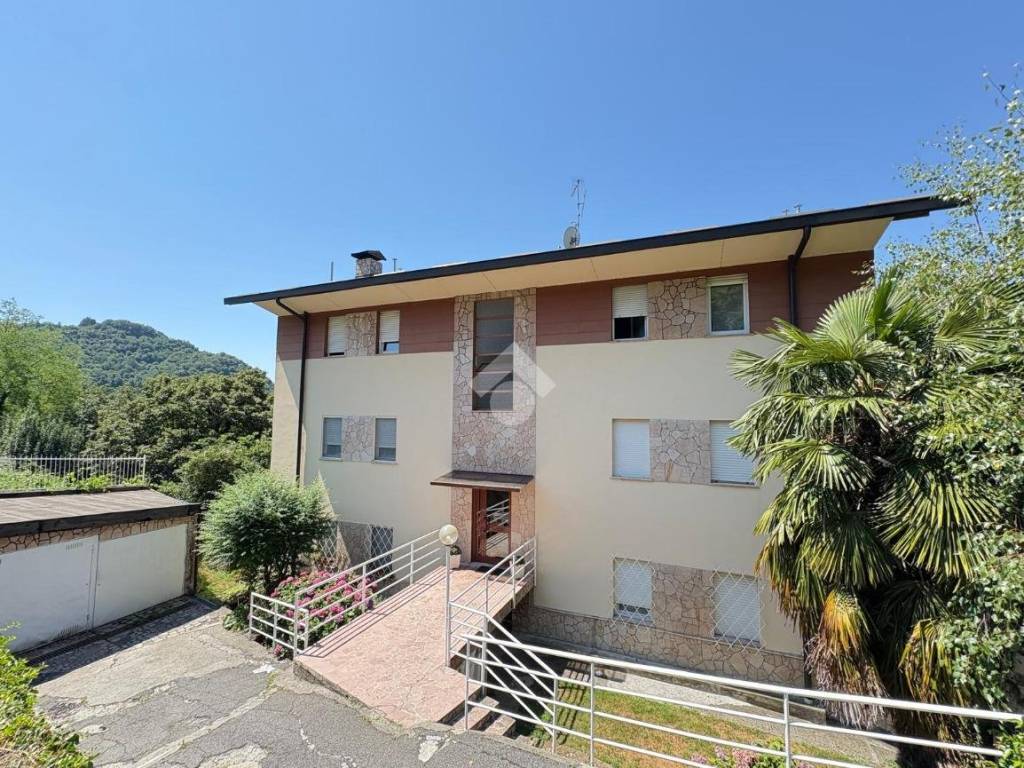 Appartamento a Calolziocorte in Via Carenno, 8 - Foto 2