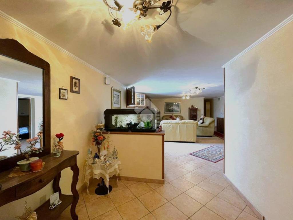 Appartamento a Cisterna di latina in Via Ausoni, 6 - Foto 5