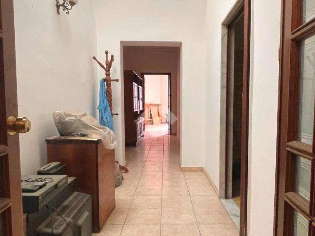 Palazzo / stabile a Canosa di puglia in Via Ettore Carafa, 4 - Foto 4