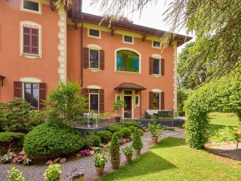 Villa a Lurate caccivio in Via Oltrona - Foto 2