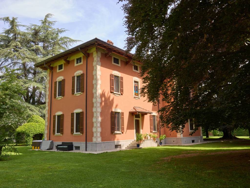 Villa a Lurate caccivio in Via Oltrona - Foto 3