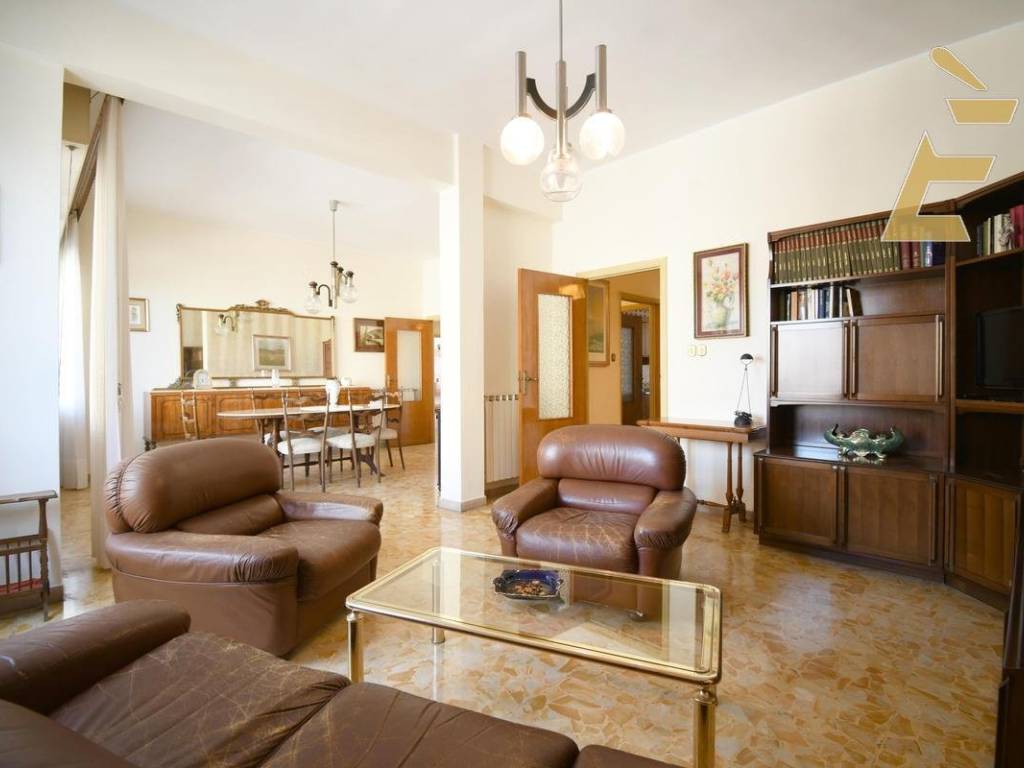 Appartamento a Cagliari in Via Milano, 57 - Foto 2