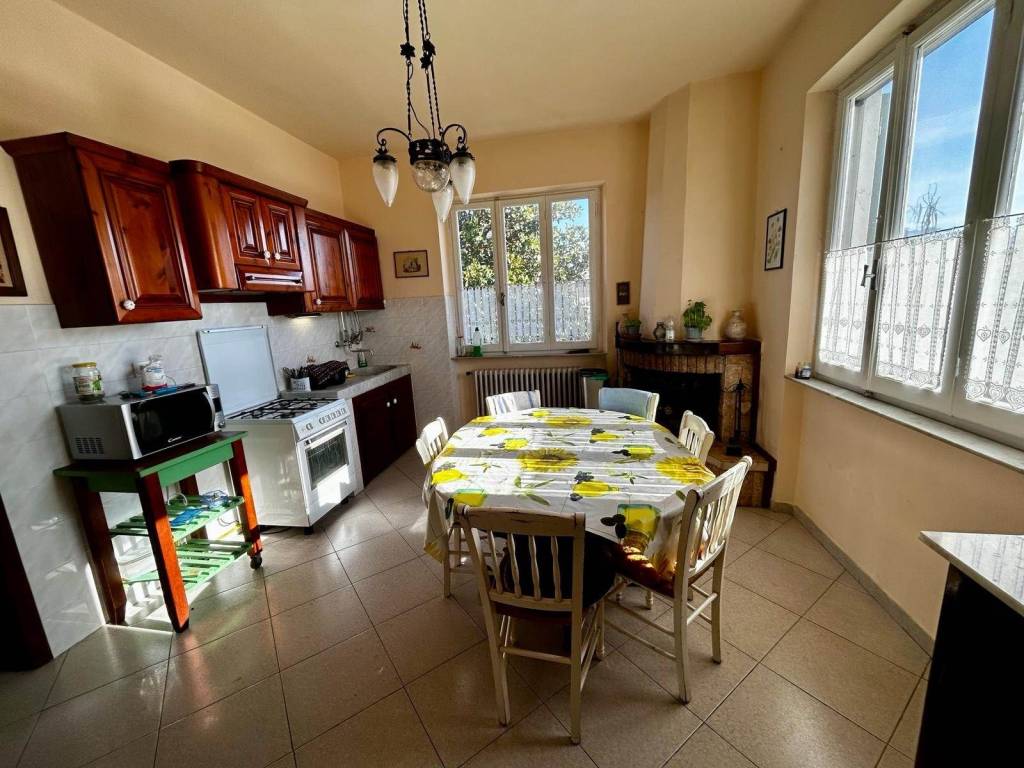 Casa indipendente a Sarzana - Foto 2