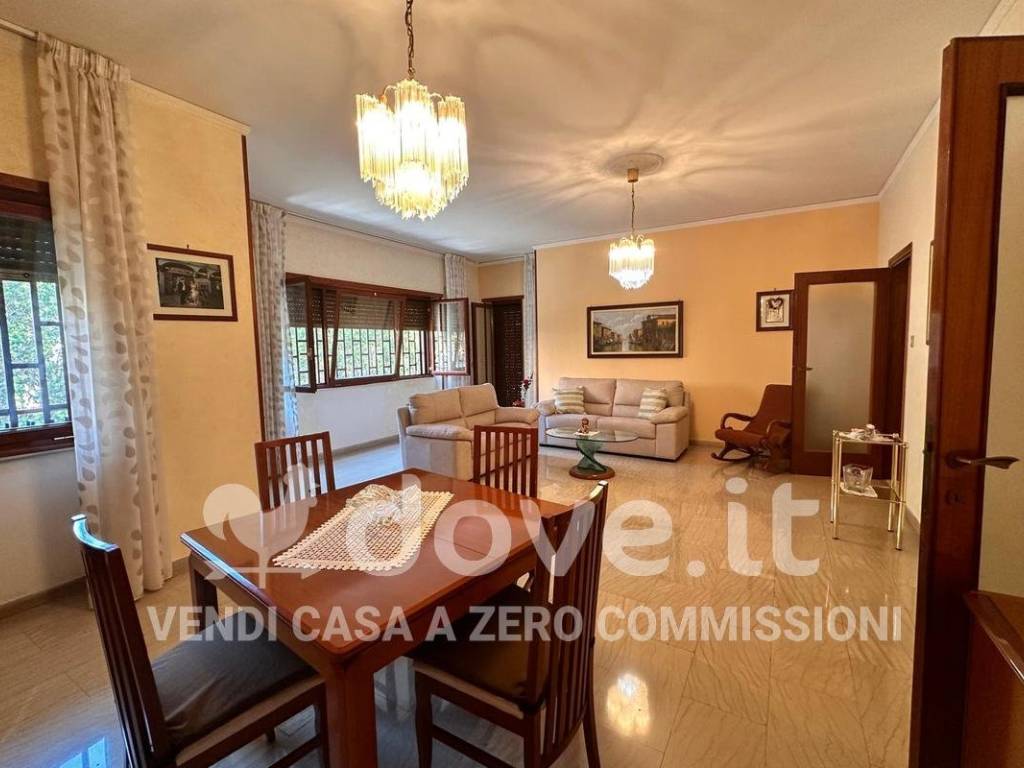 Appartamento a Caserta in Via Lorenzo Maria Neroni, 11 - Foto 2