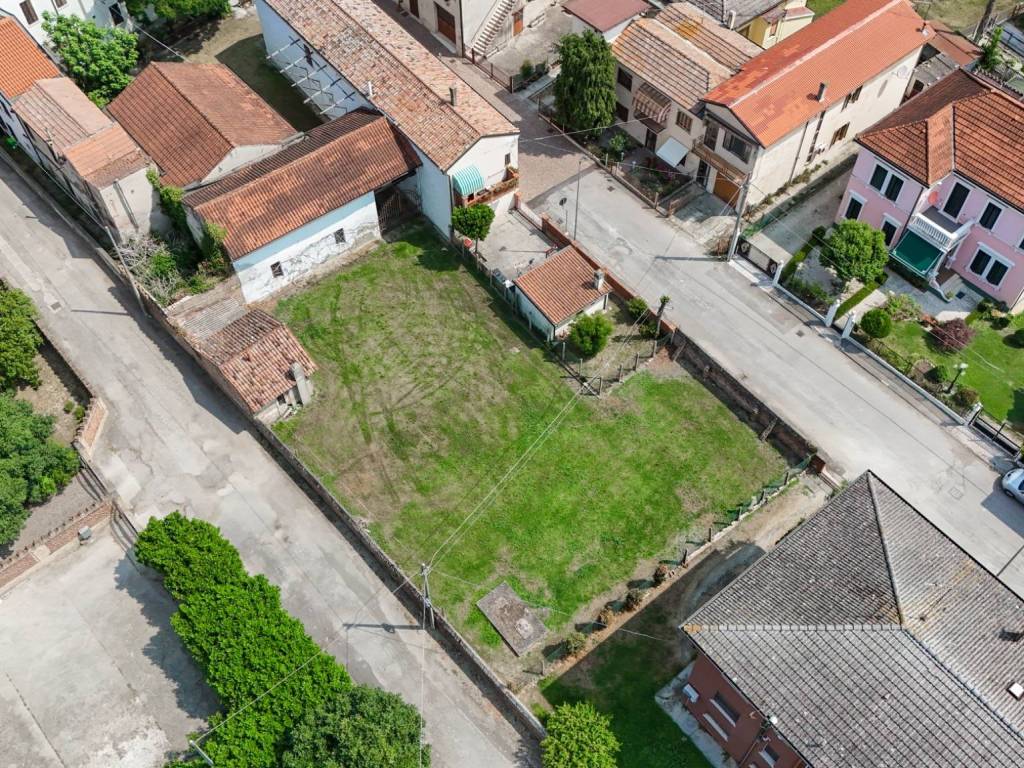Villa a Crespino in Piazza Fetonte, 52 - Foto 4