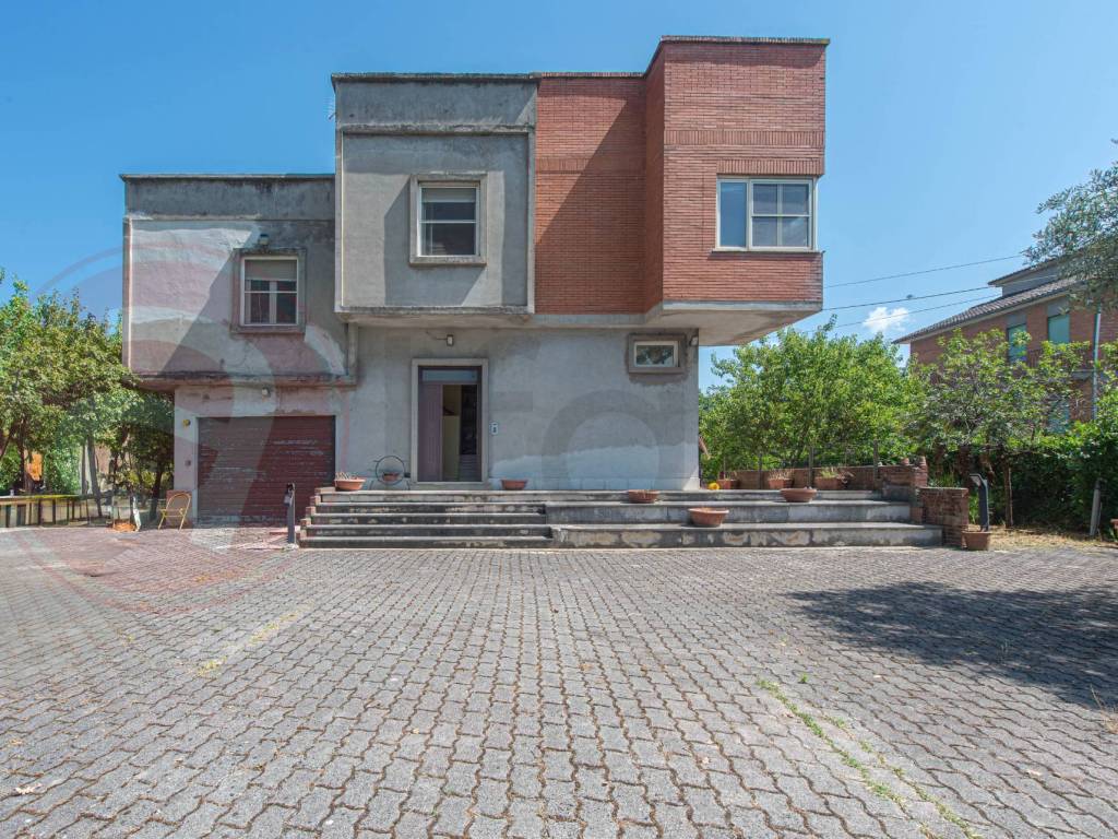 Casa indipendente a Pontecorvo in Via Giacomo Puccini, 1 - Foto 4