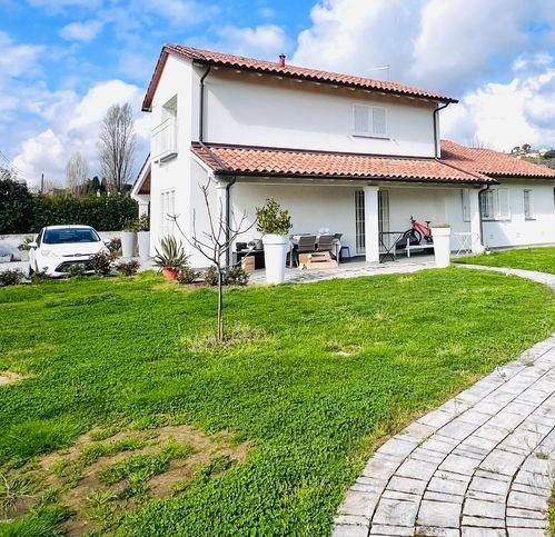 Villa a Buggiano in Via Pistoiese - Foto 3