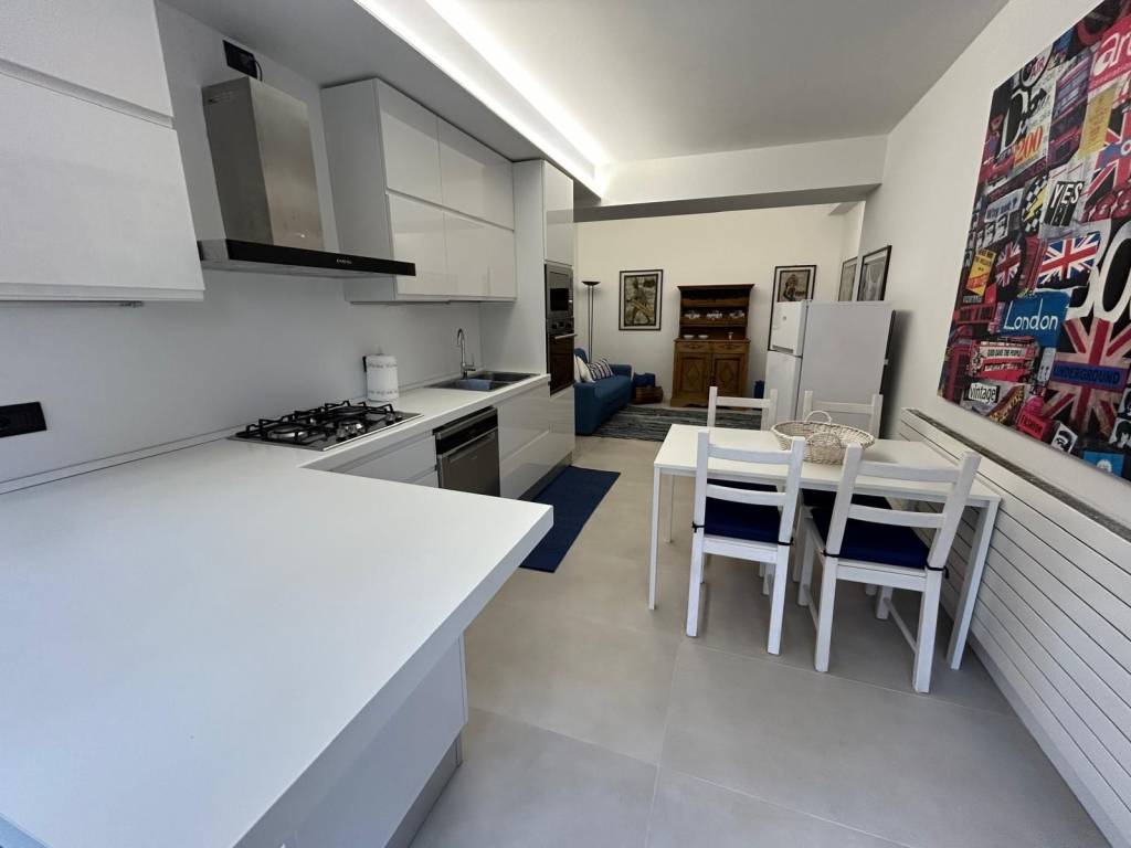 Appartamento a Como in Salita dei Cappuccini - Foto 3