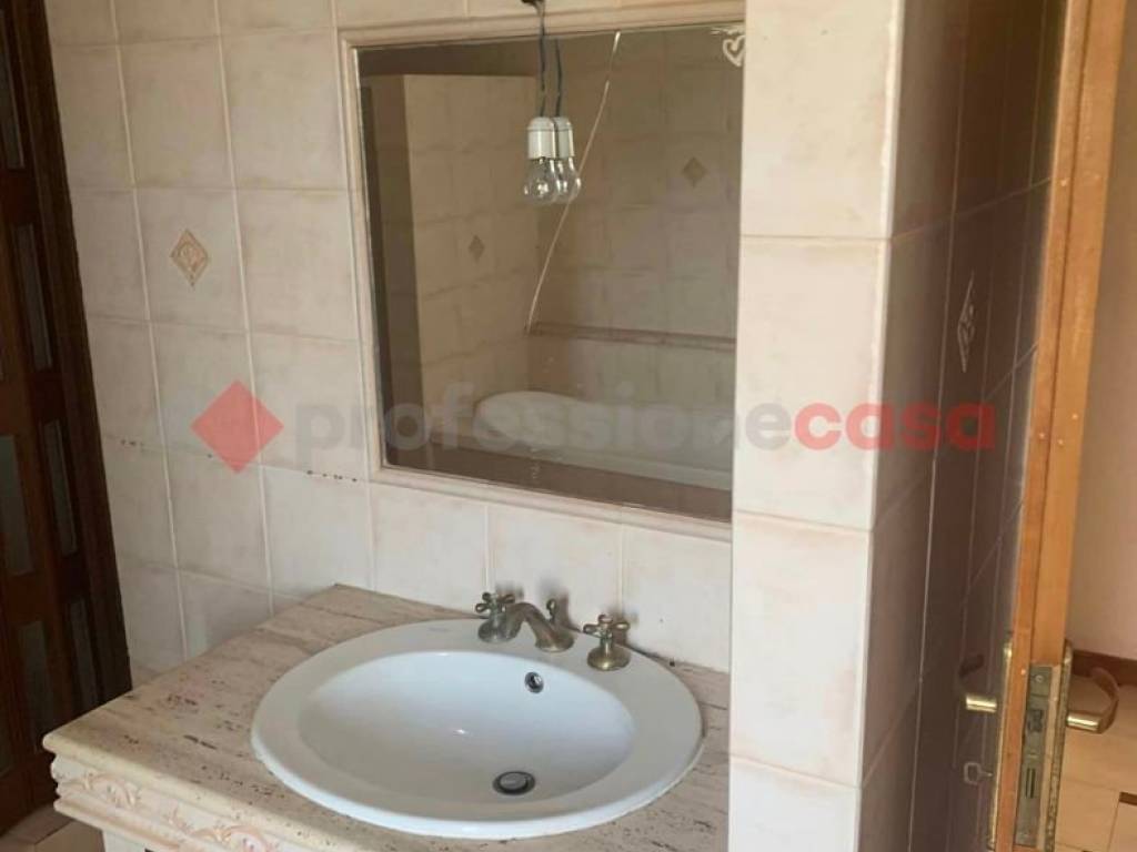 Casa indipendente a Vitulazio in Via G. Verdi, 00 - Foto 2