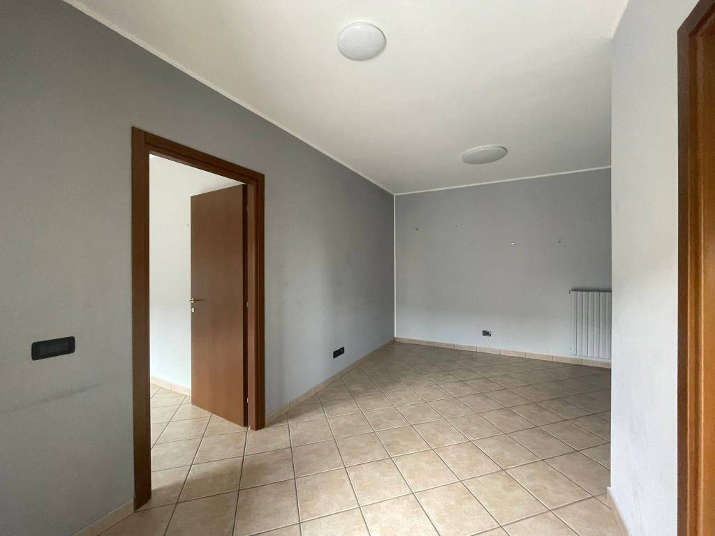 Appartamento a Asti in Via Valledolmo - Foto 4