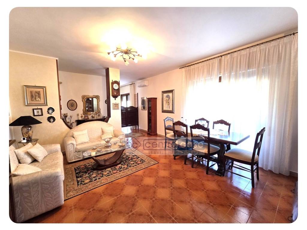 Appartamento a Gaeta in Via Monte Bianco - Foto 3