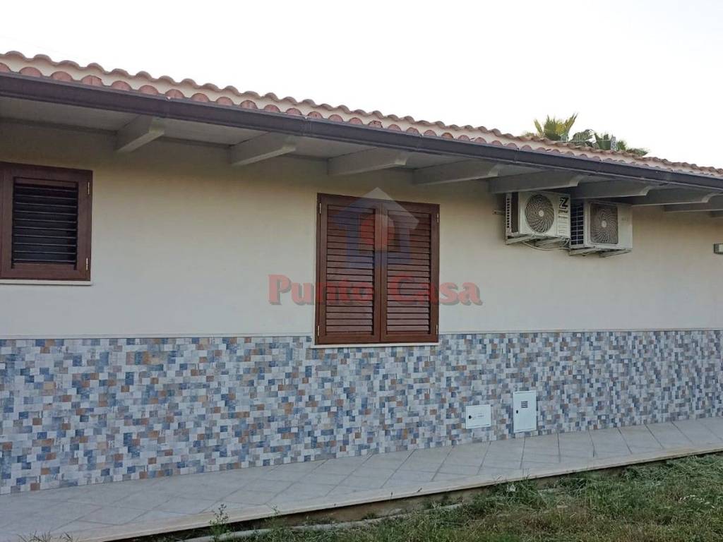 Villa a Andria in Via Castel del Monte - Foto 3