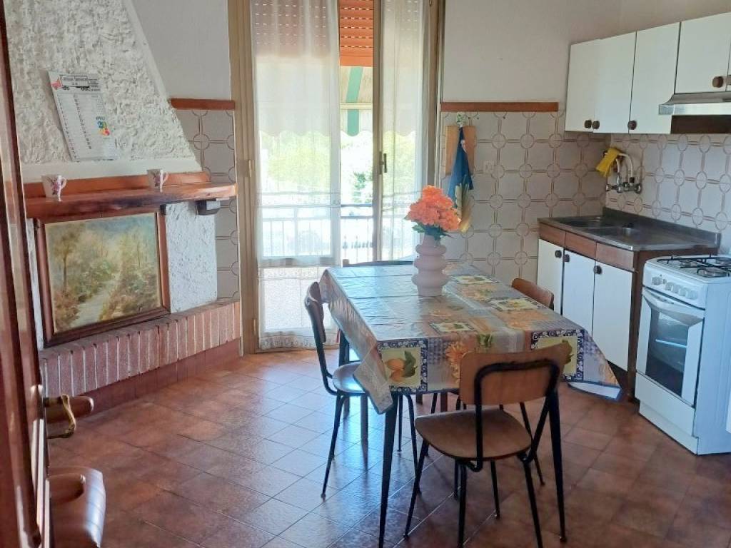 Appartamento a Sarzana in Via Cisa Sud - Foto 4