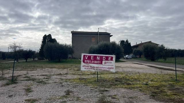Casa indipendente a Civita castellana in via falerina, 233 - Foto 2