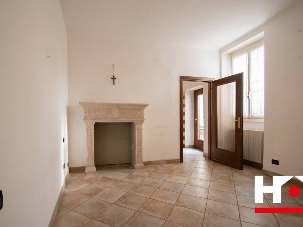 Casa indipendente a Cellatica in Via Guglielmo Marconi, 22 - Foto 2