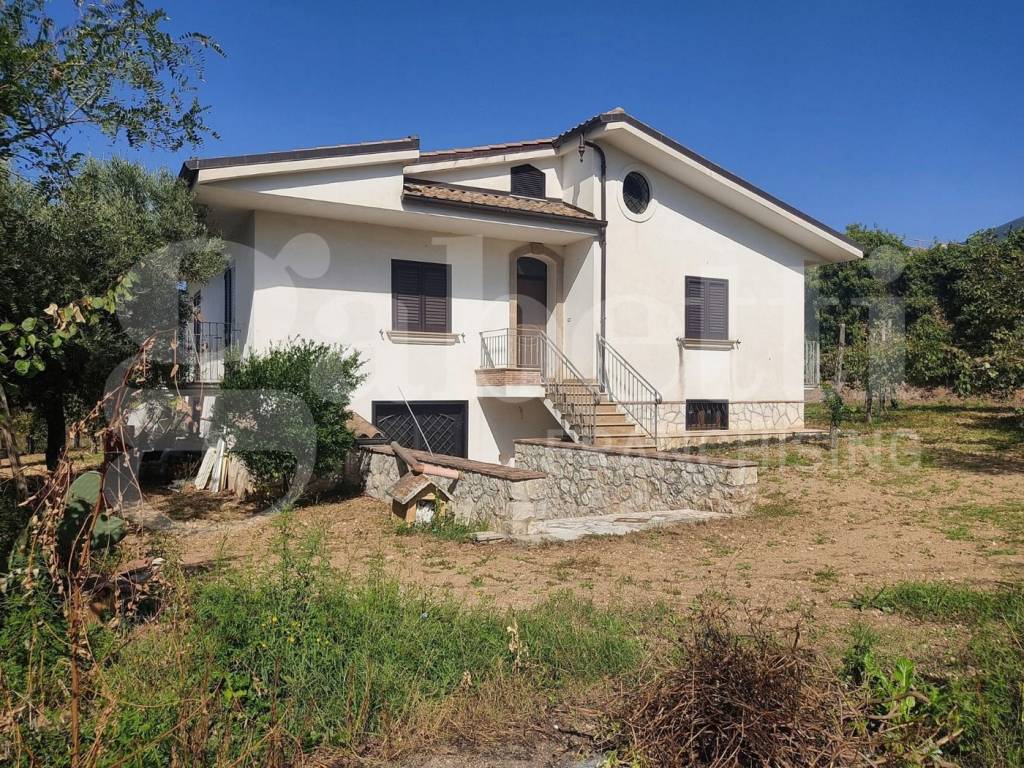 Villa a San potito sannitico in Via Sala , snc - Foto 3