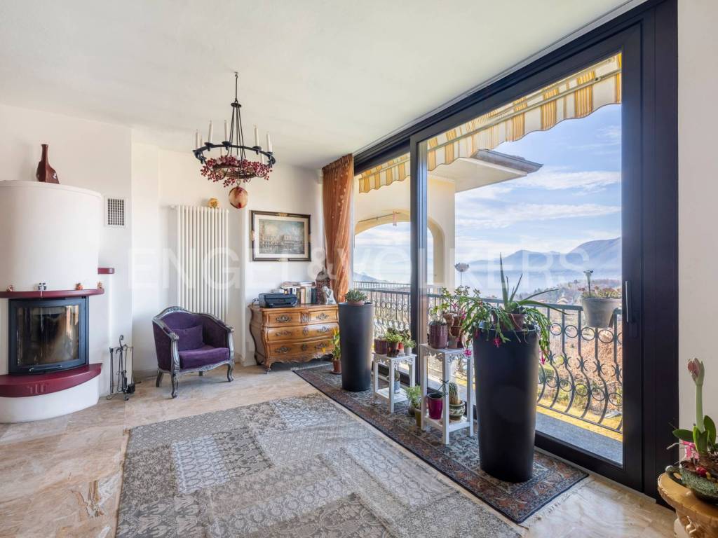 Villa a Luino in Via Crevella, 2 - Foto 3