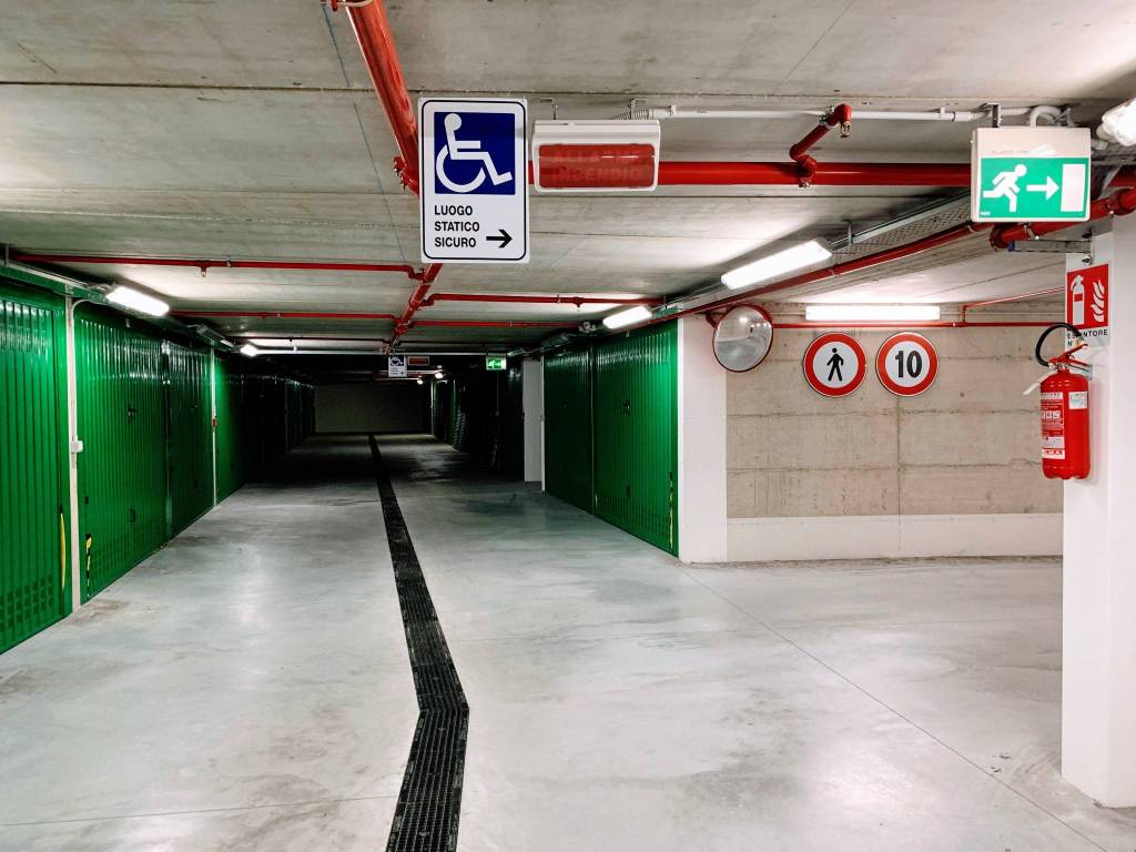 Box / garage a Cogoleto in Piazza Fosco Maggetti - Foto 4