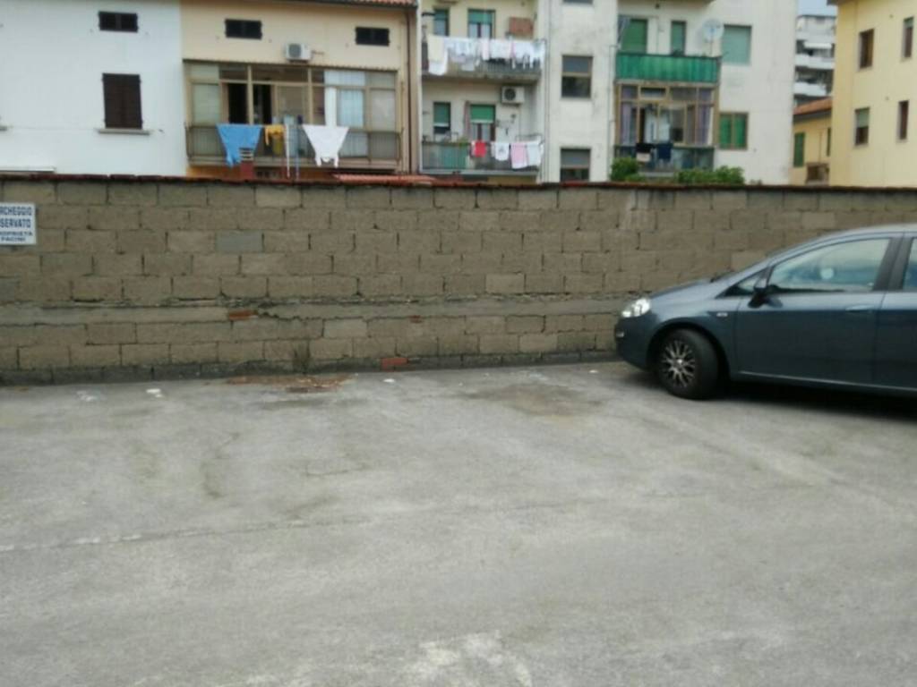 Box / garage a Prato in Via Adriano Zarini, 352 - Foto 4