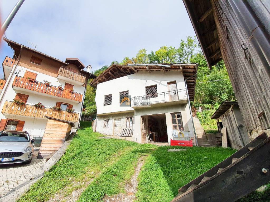 Rustico / casale a Voltago agordino in frassenè - Foto 1
