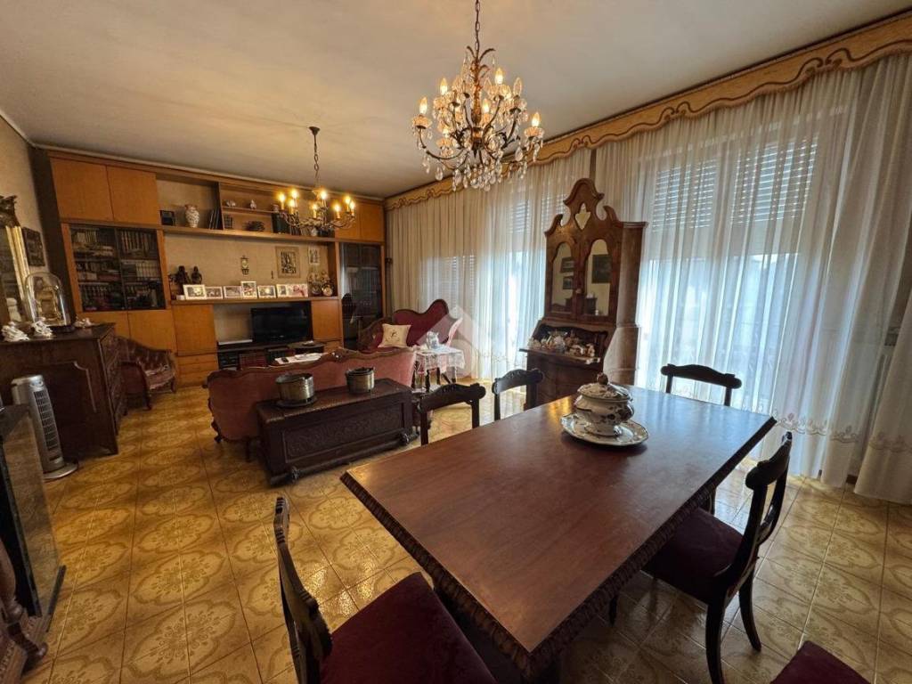 Appartamento a Alessandria in Via Alessandro Tonso, 71 - Foto 2